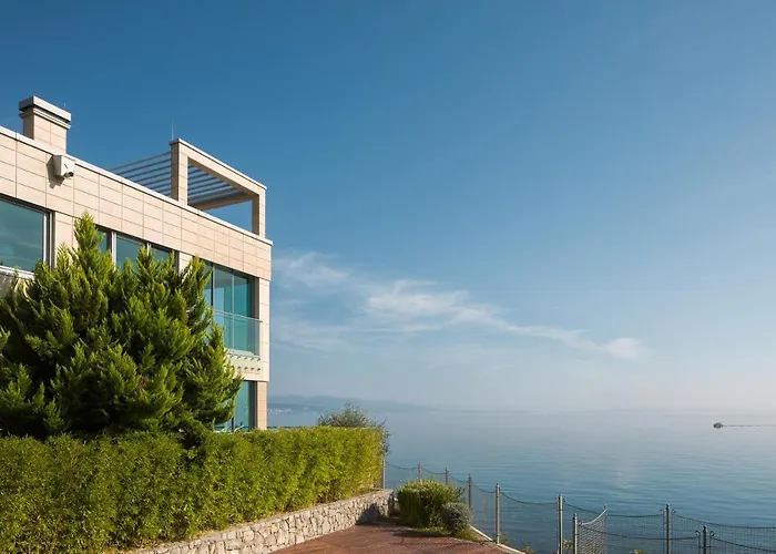 Arentz - Front Sea 아파트 오파티아