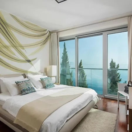 Arentz - Front Sea Apartman