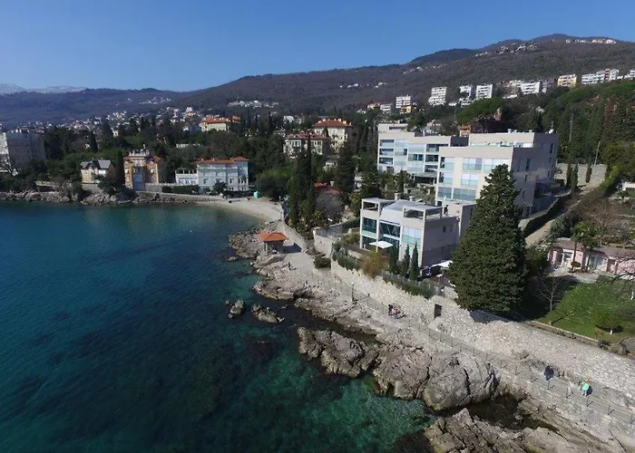 Arentz - Front Sea Apartman *