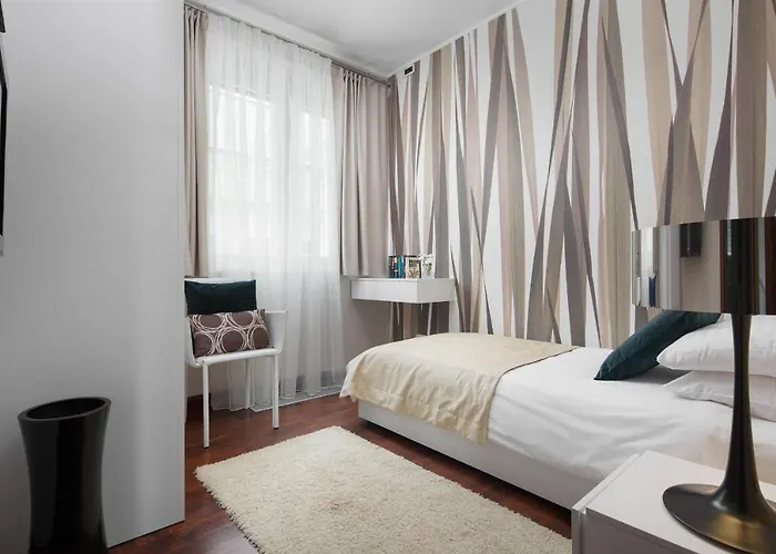 Arentz - Front Sea Apartman *