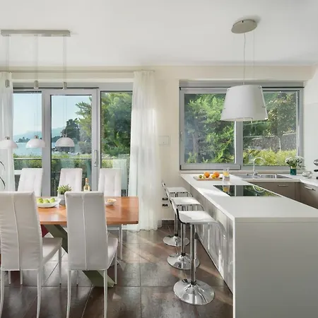 Arentz - Front Sea * אופטיה